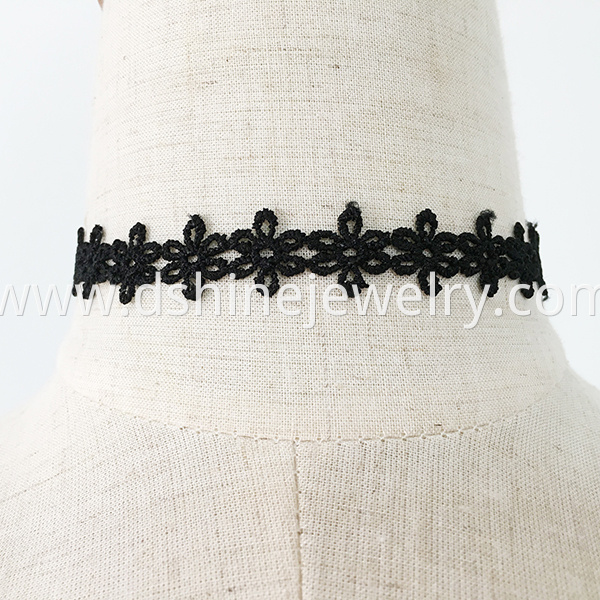 Black Hollow Flower Lace Choker